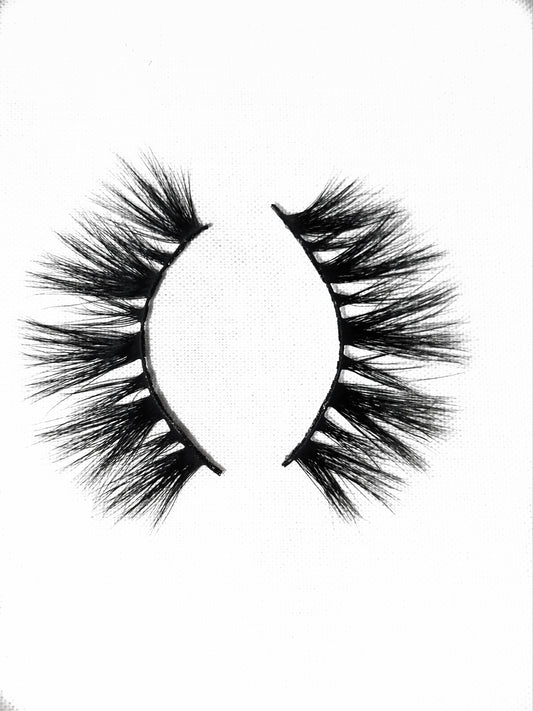 Sweet Flutterers Strip Lashes