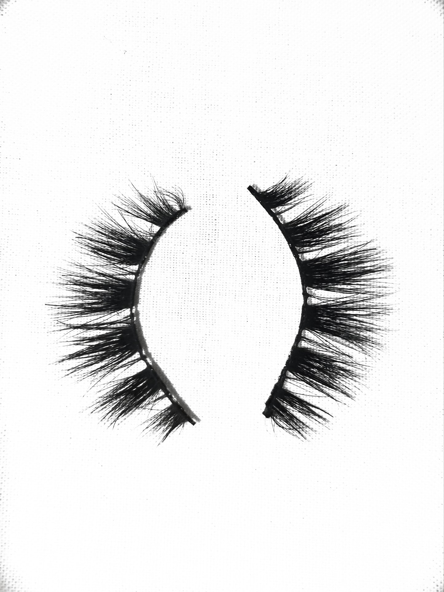 Mini Blinds Strip Lashes